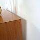 Dressoir met hoge poten en lades vintage