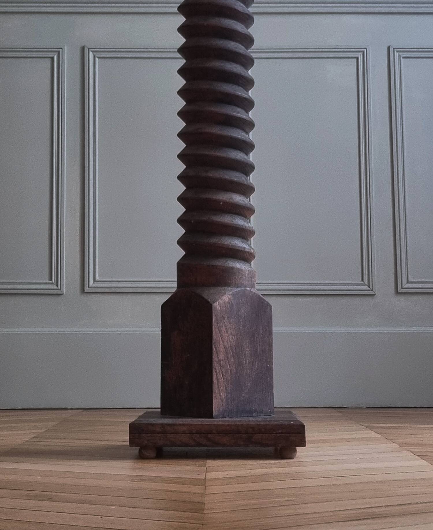 Colonne vis de pressoir en sellette à l'italienne