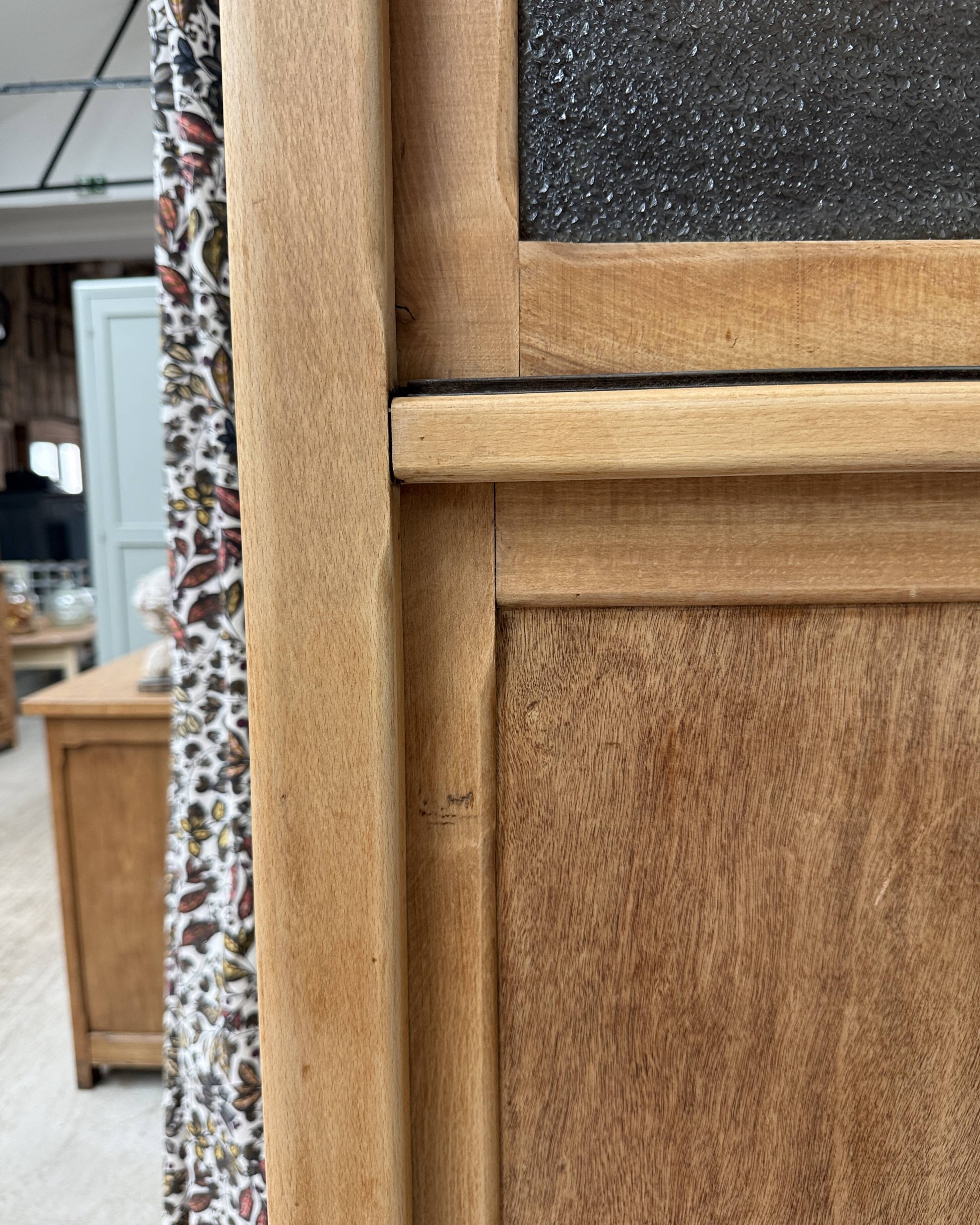 Vintage wardrobe with sliding doors (renovated)