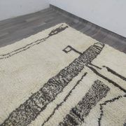 Tapis berbère en laine naturel traditionnelle fait main 2/3 m