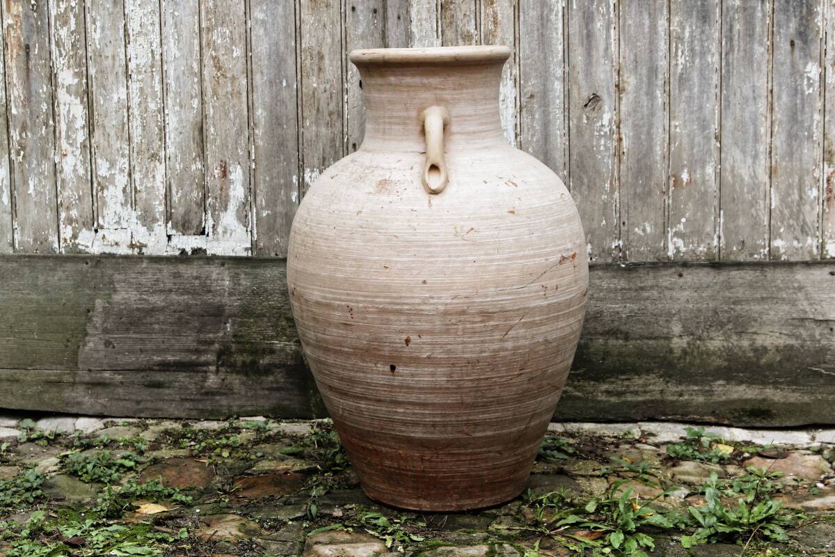 Monumental terracotta jar