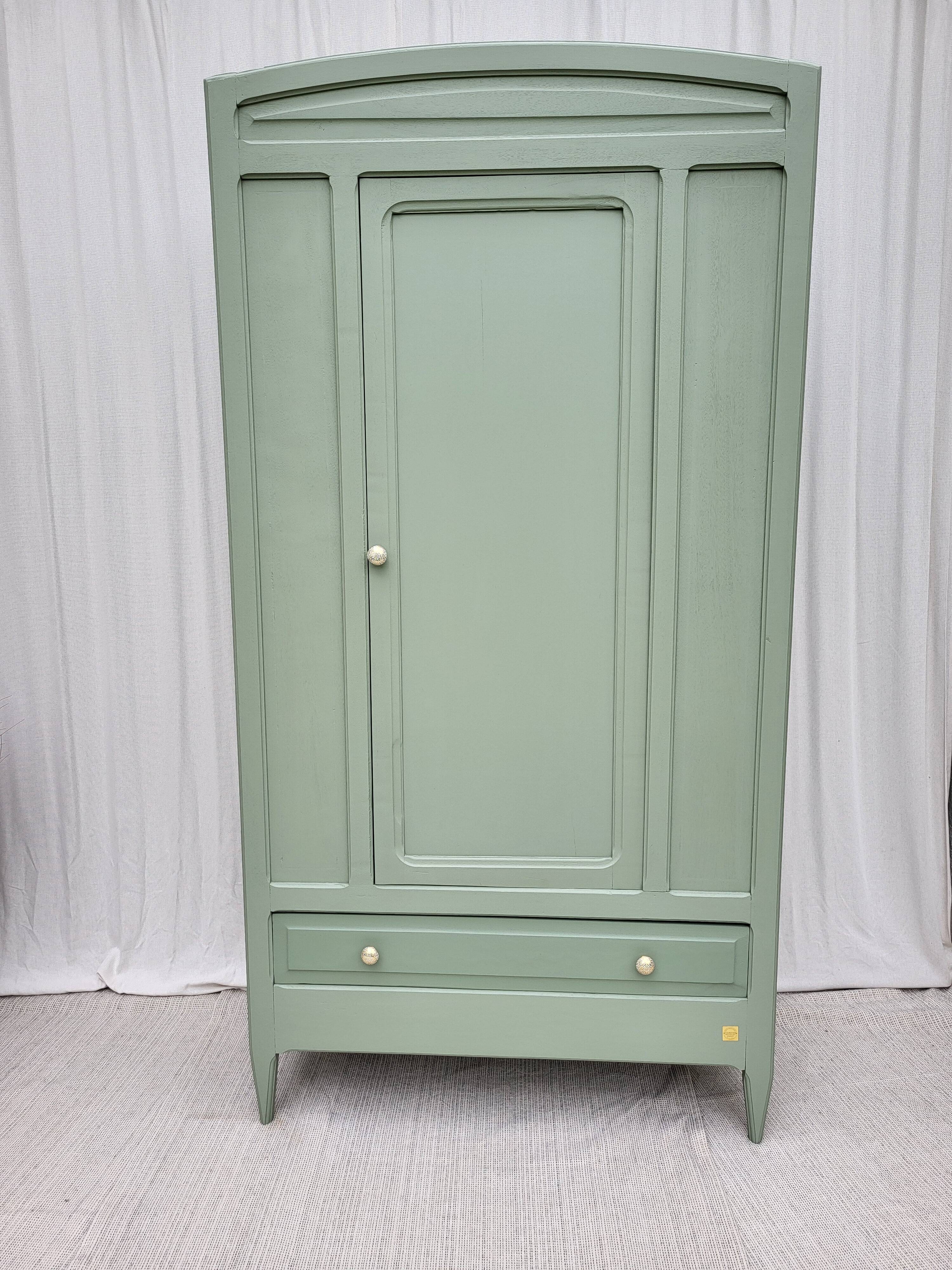 Parisian hotel wardrobe