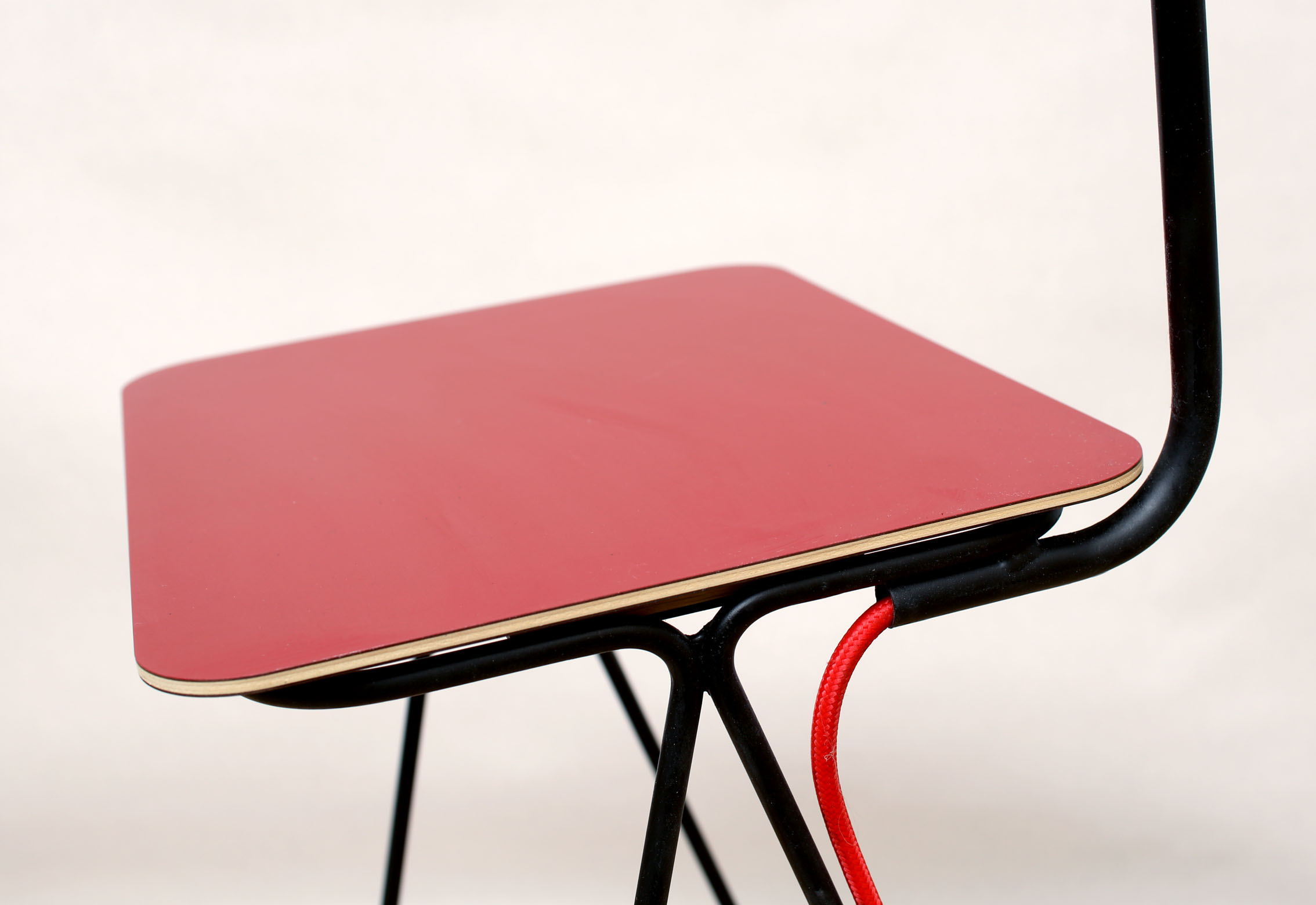 1950s French floor lamp in scoubidou