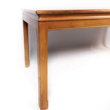 Coffee table in light mahogany of Danish design from the 1960s