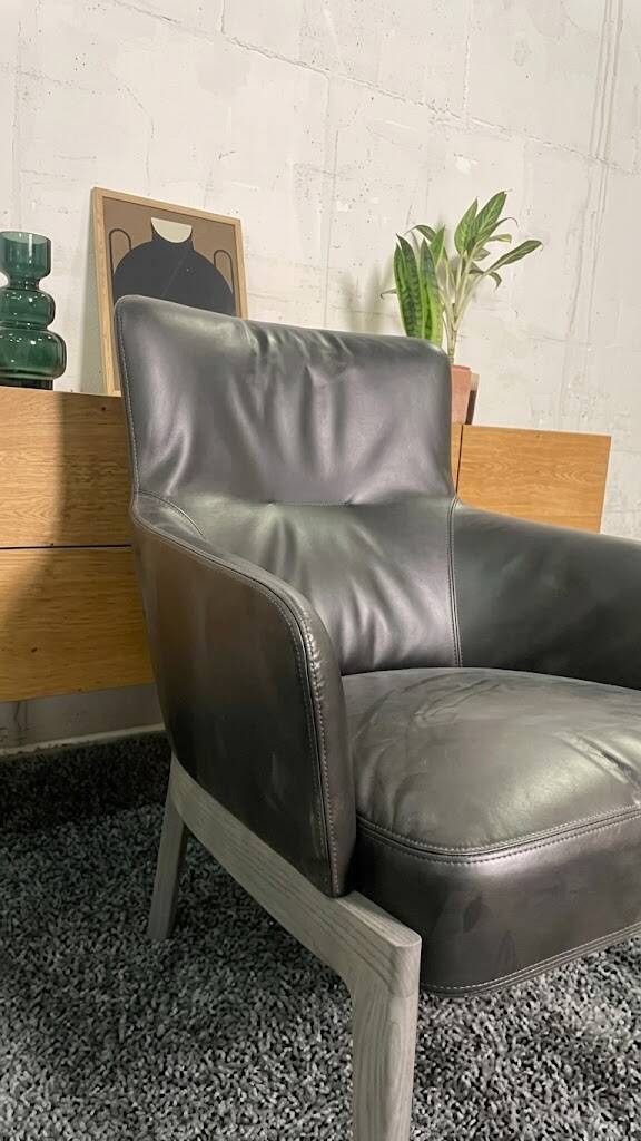 Molteni & C Chelsea armchair