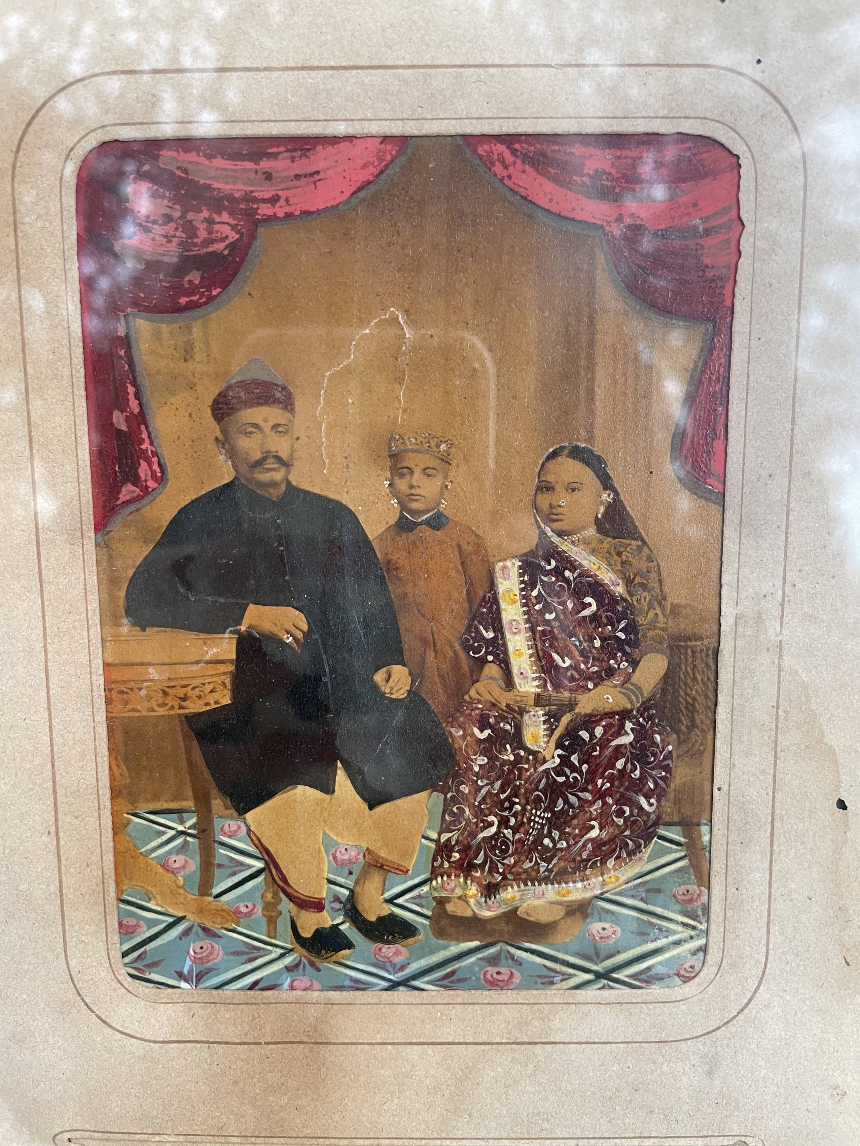 Old colorized photo India early 20th century