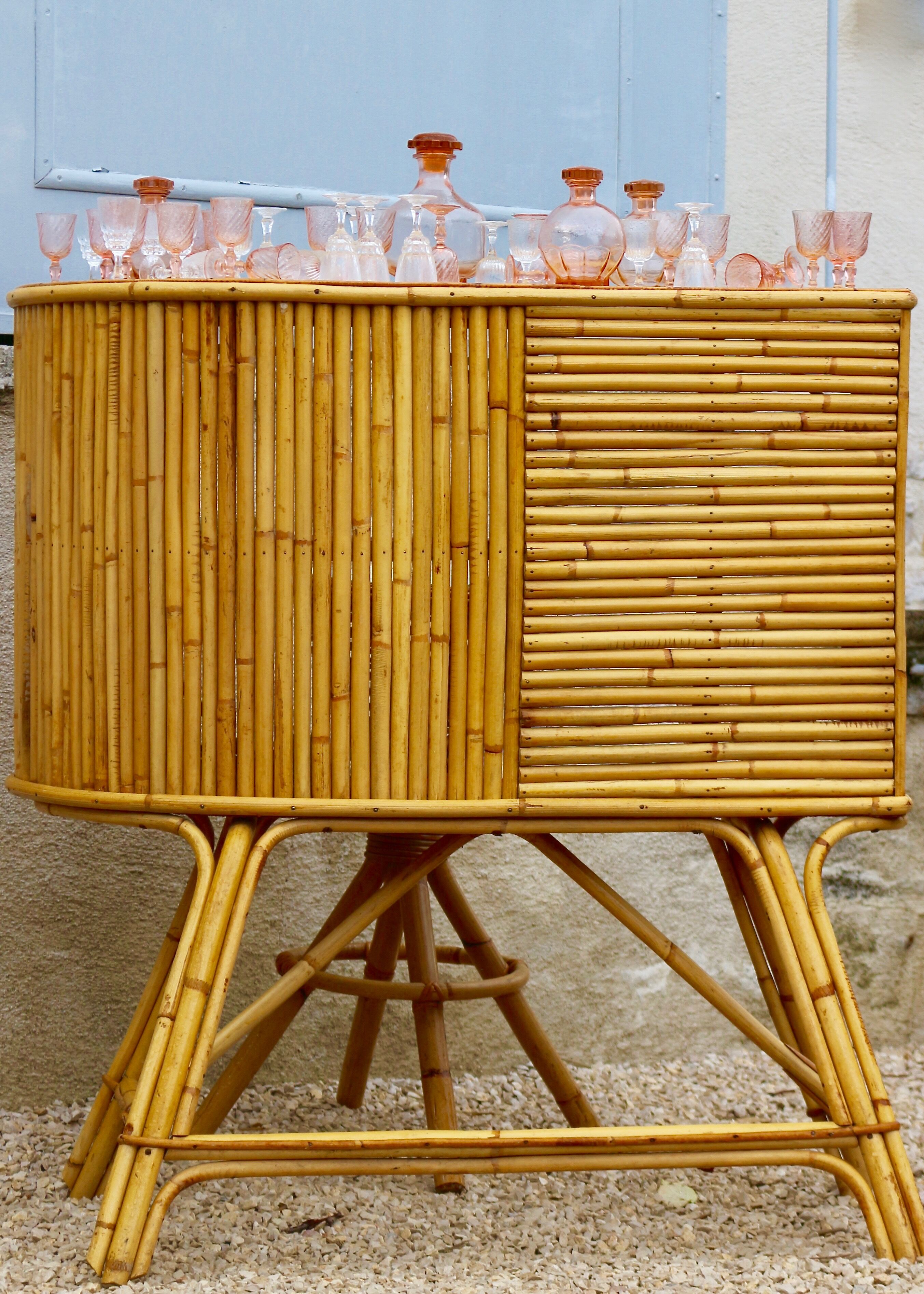 Rattan bar and stools