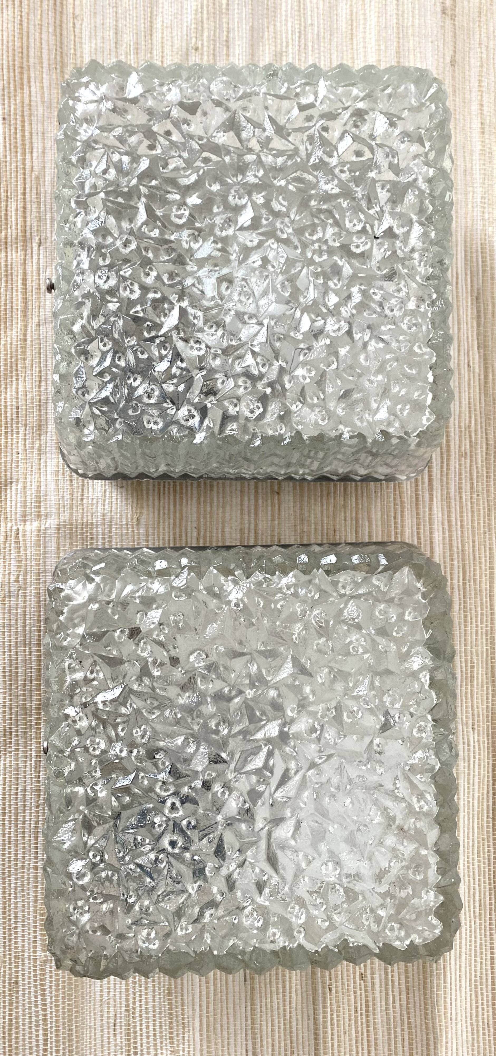 Plafonniers carrés en verre holophane, années 1960-1970