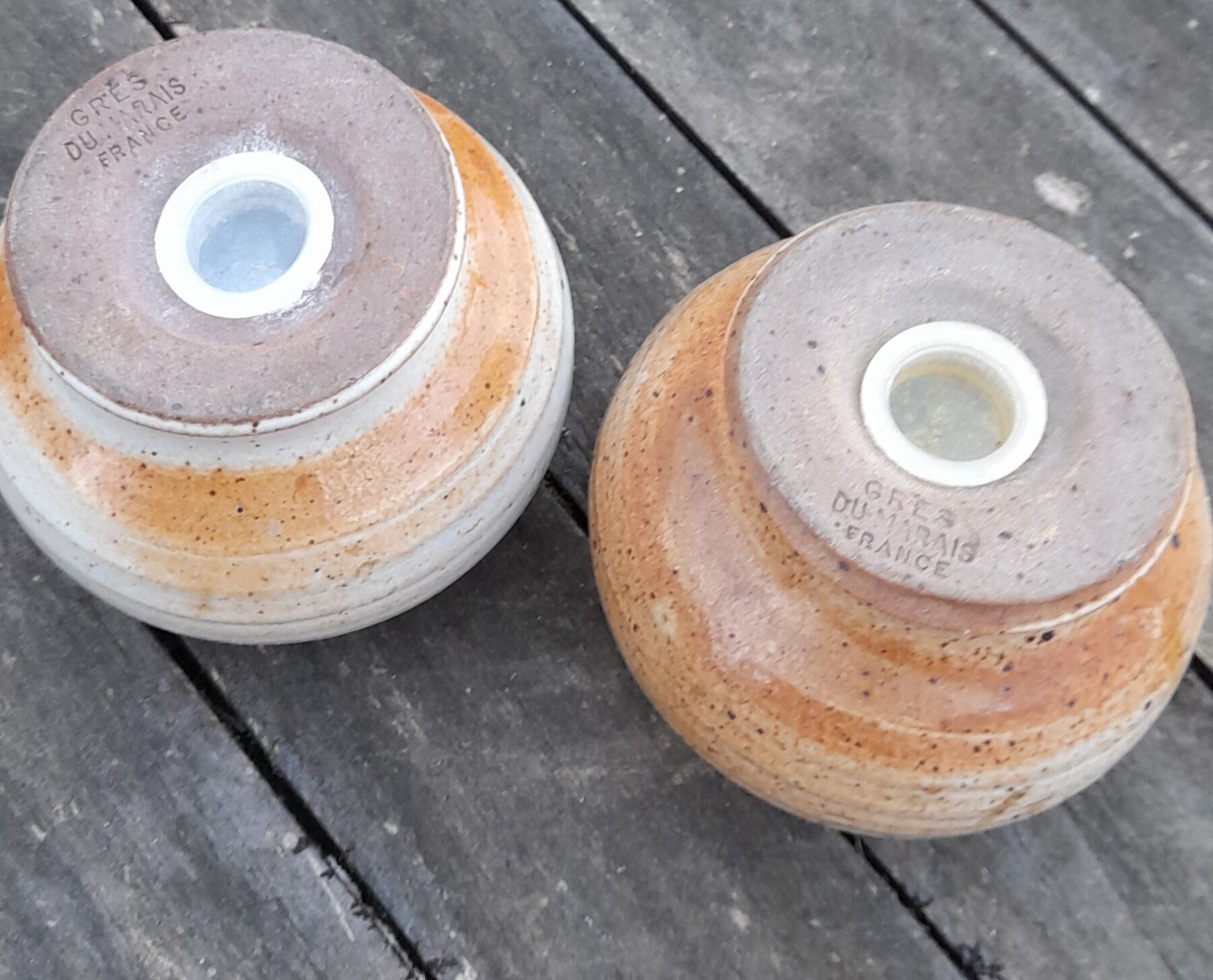 round salt and pepper shaker signed Grés du Marais, France, 60s