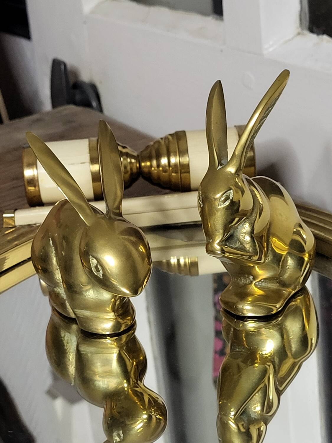 Lapin en laiton