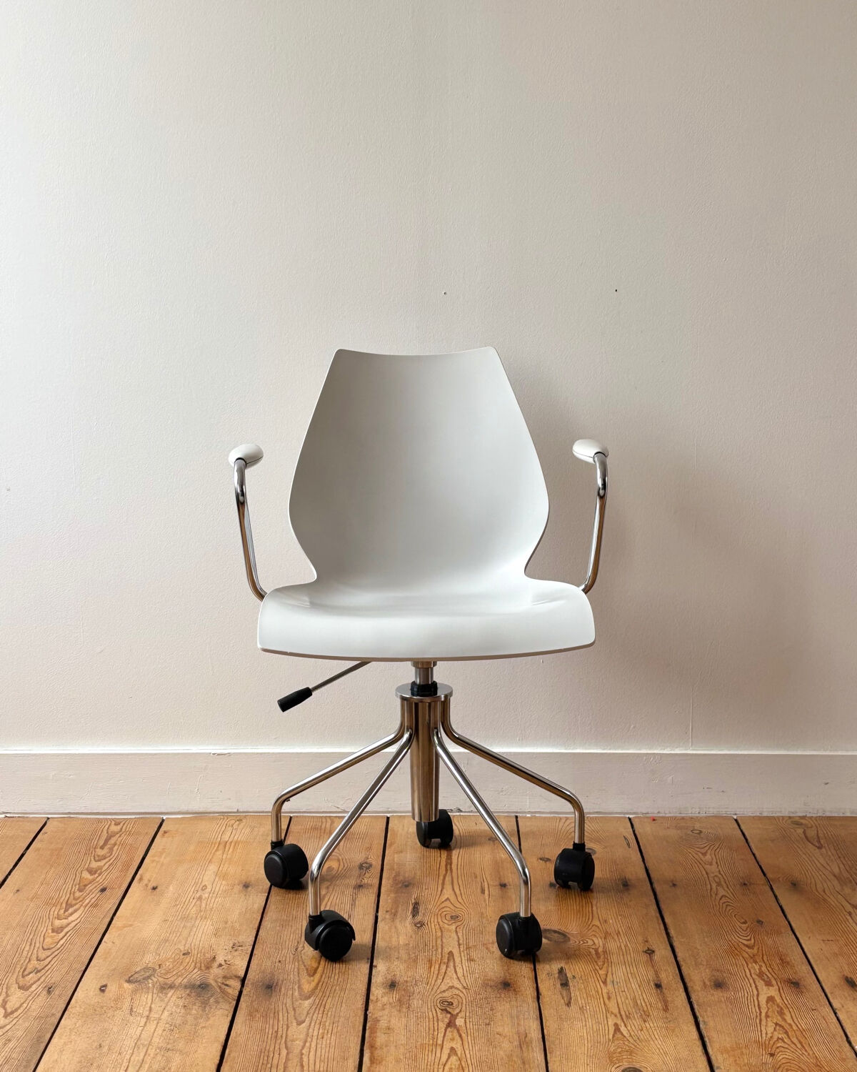 Maui armchair by Kartell