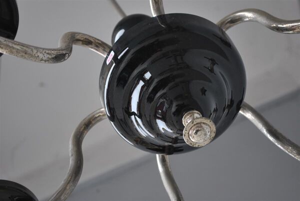 Lustre 1930 bras tubulaires à 6 feux coupelles en opaline noire