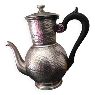 Antique english pewter hammered sheffield a la reine teapot hammered metal