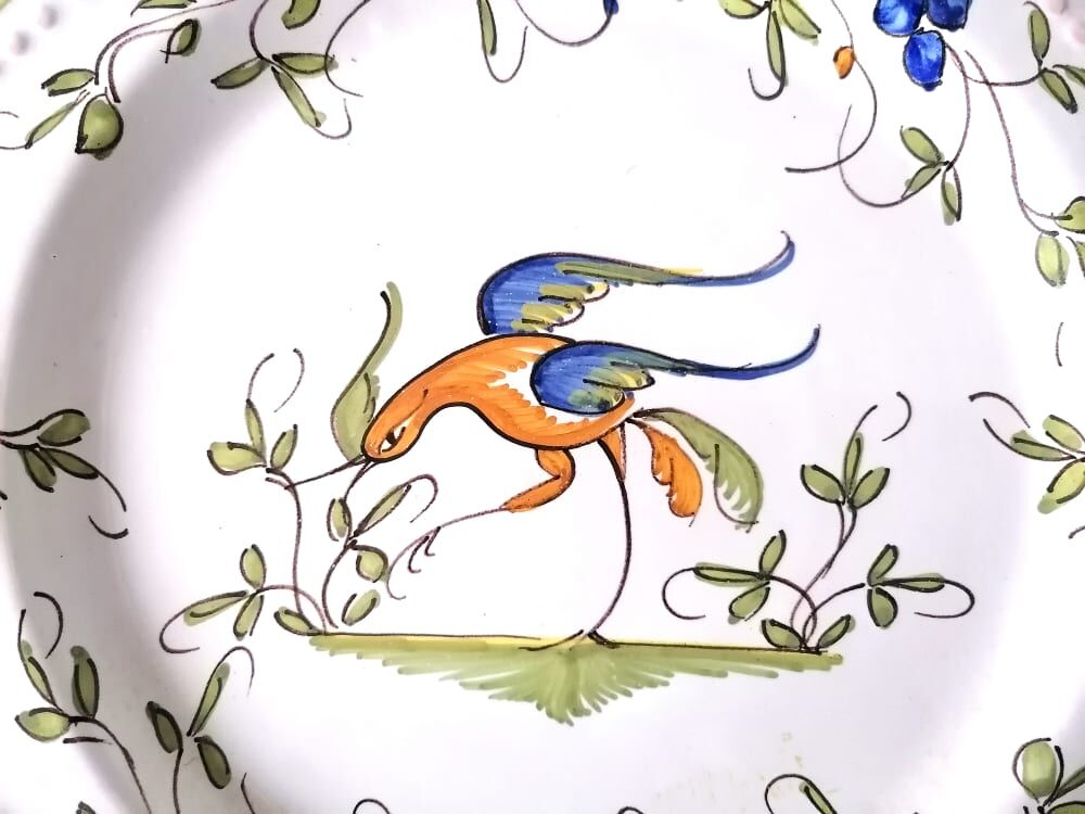Octagonal plate faience Moustiers