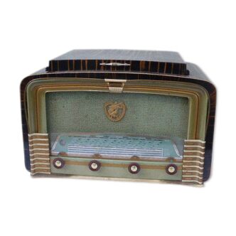 Radio station with Platinum, brand Teraphon model mercury, wood and bakelite, vintage 1940/50