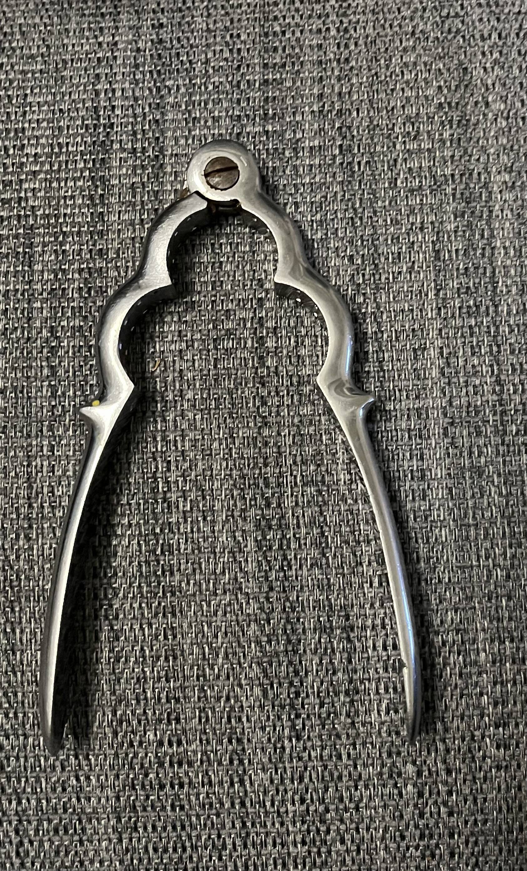 Nutcracker/hazelnuts Christofle