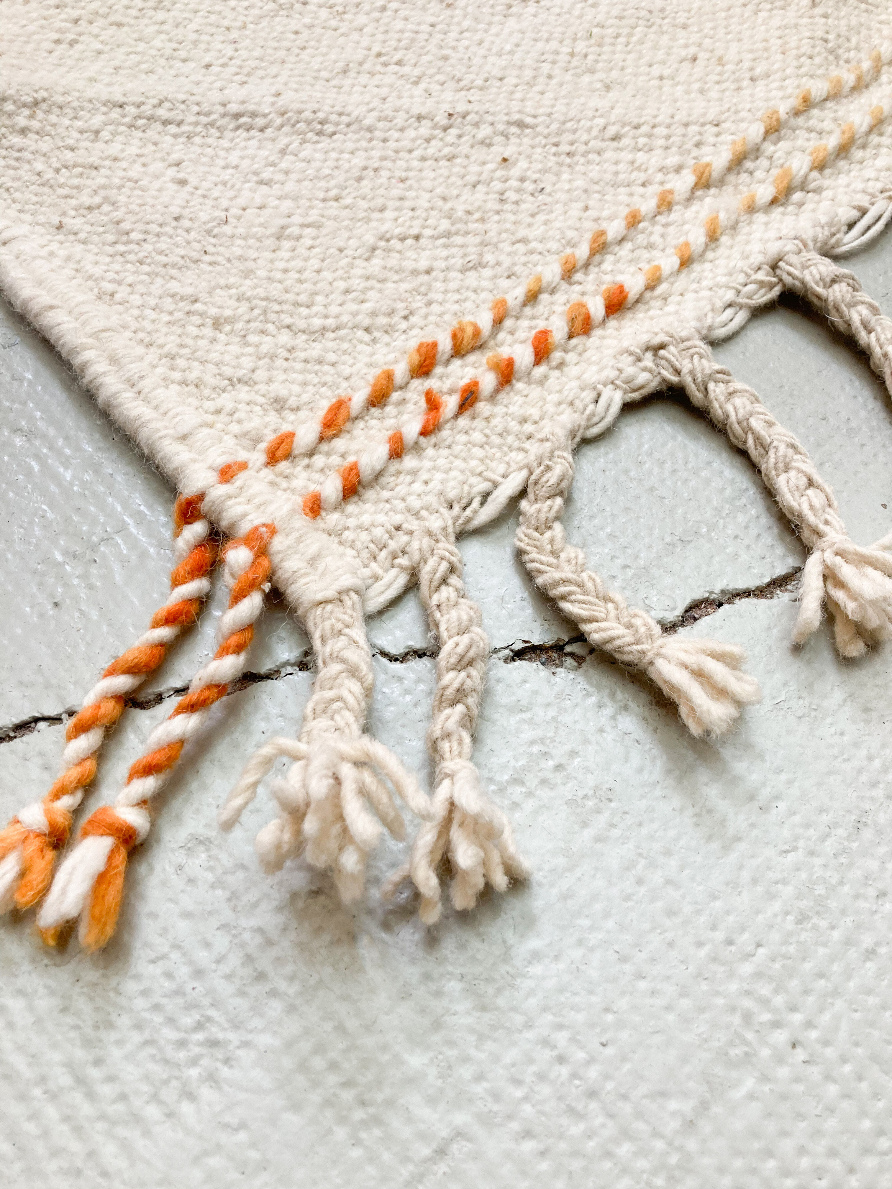 Kilim Moroccan Berber ecru mottled orange pattern 350x236cm