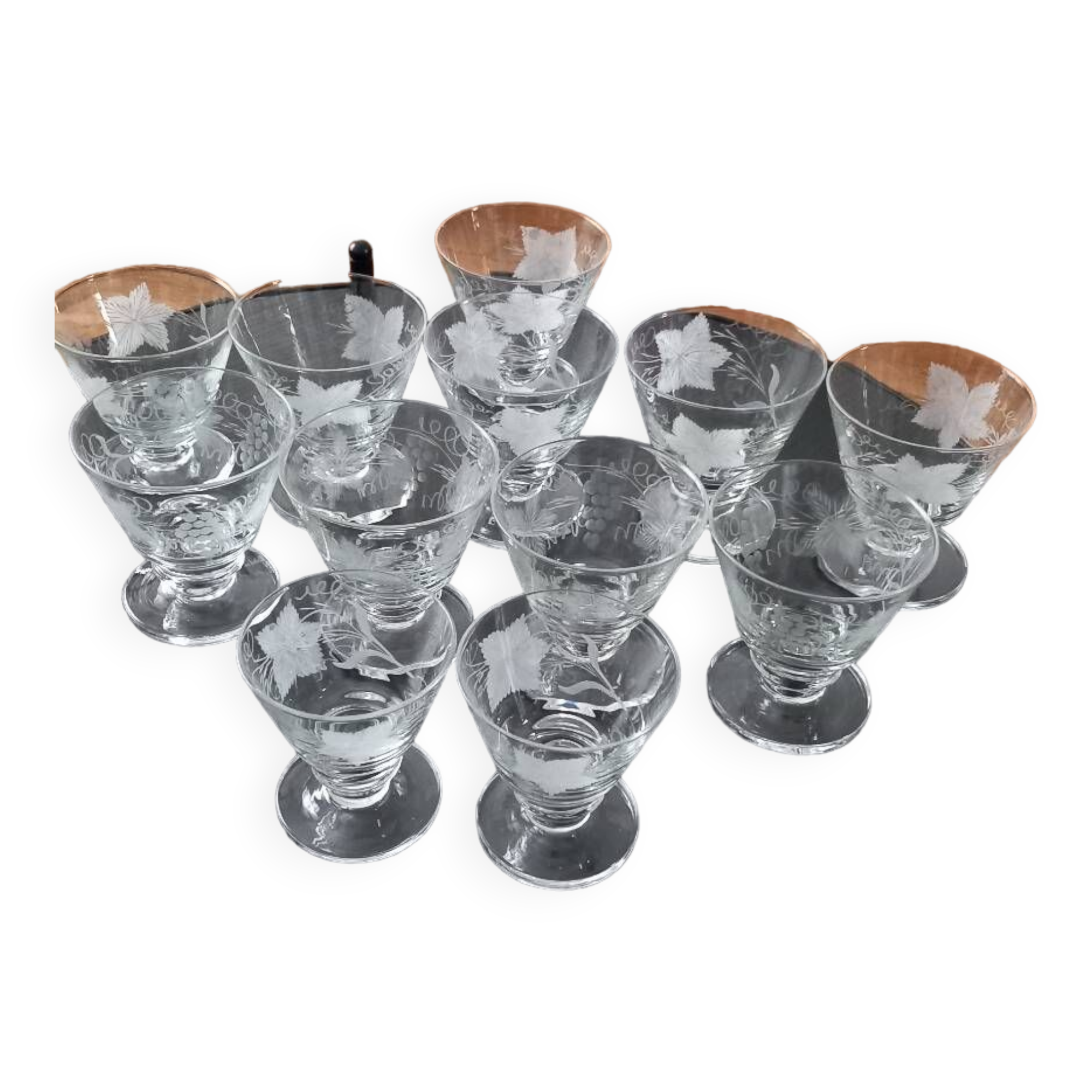 Ensemble de 12 verres vintage gravés