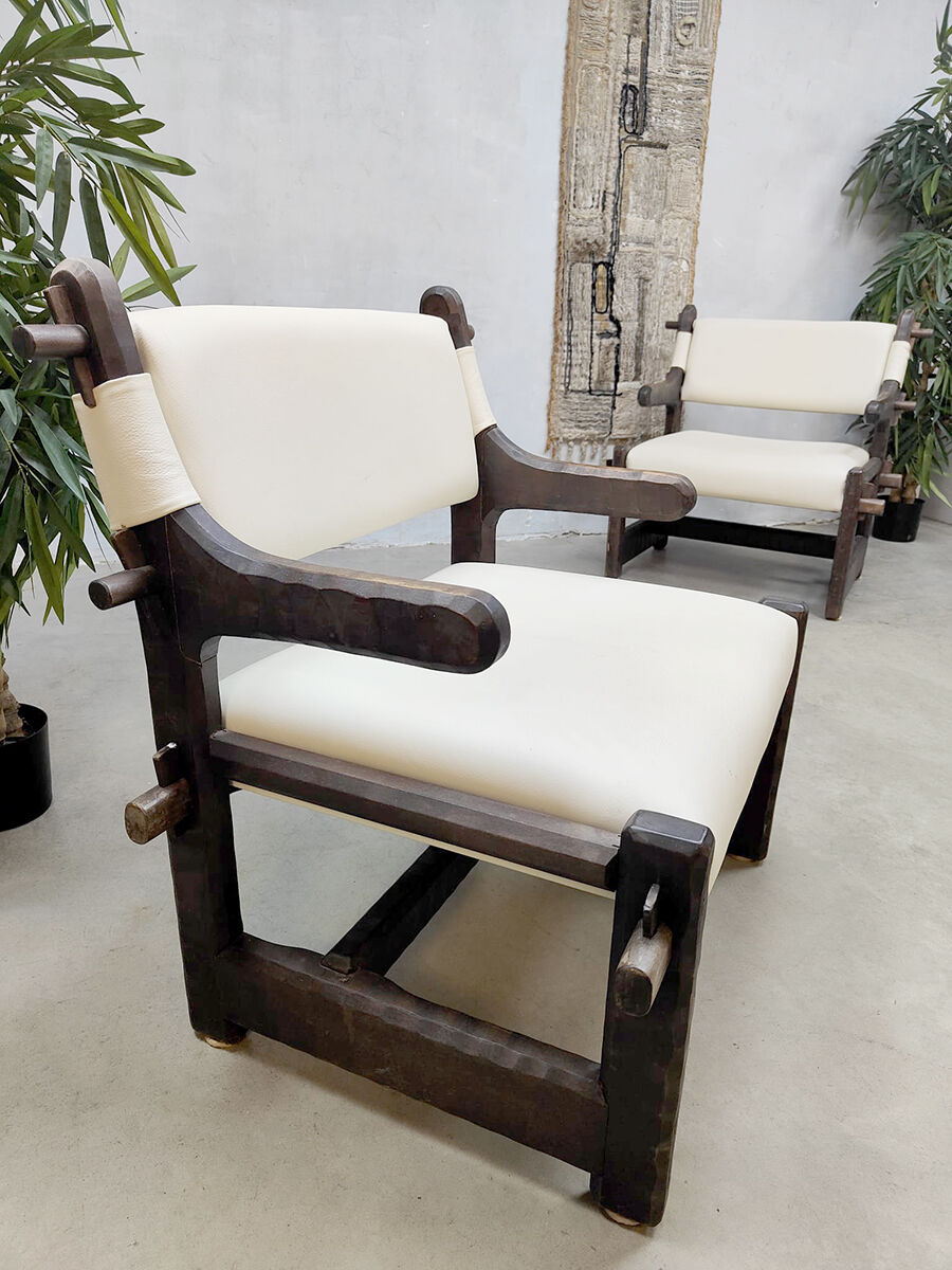 2 midcentury armchairs sculptural nature