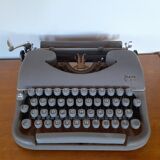 Portable Japy typewriter