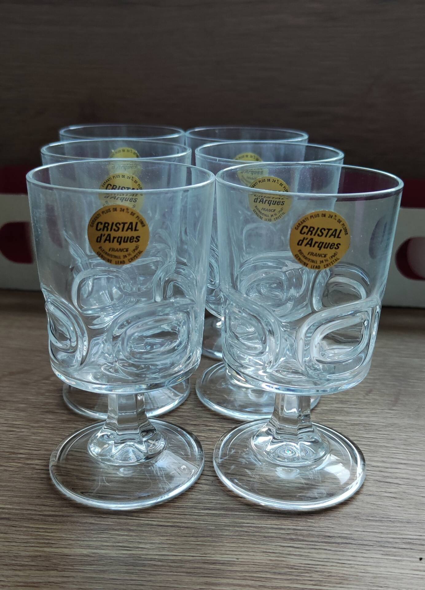 6 petits verres en cristal trempé d'environ 10 cl