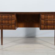 Bureau en palissandre, années 1960