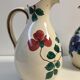 Paire de vases pichets avec bec verseur anse déco fleur numéroté