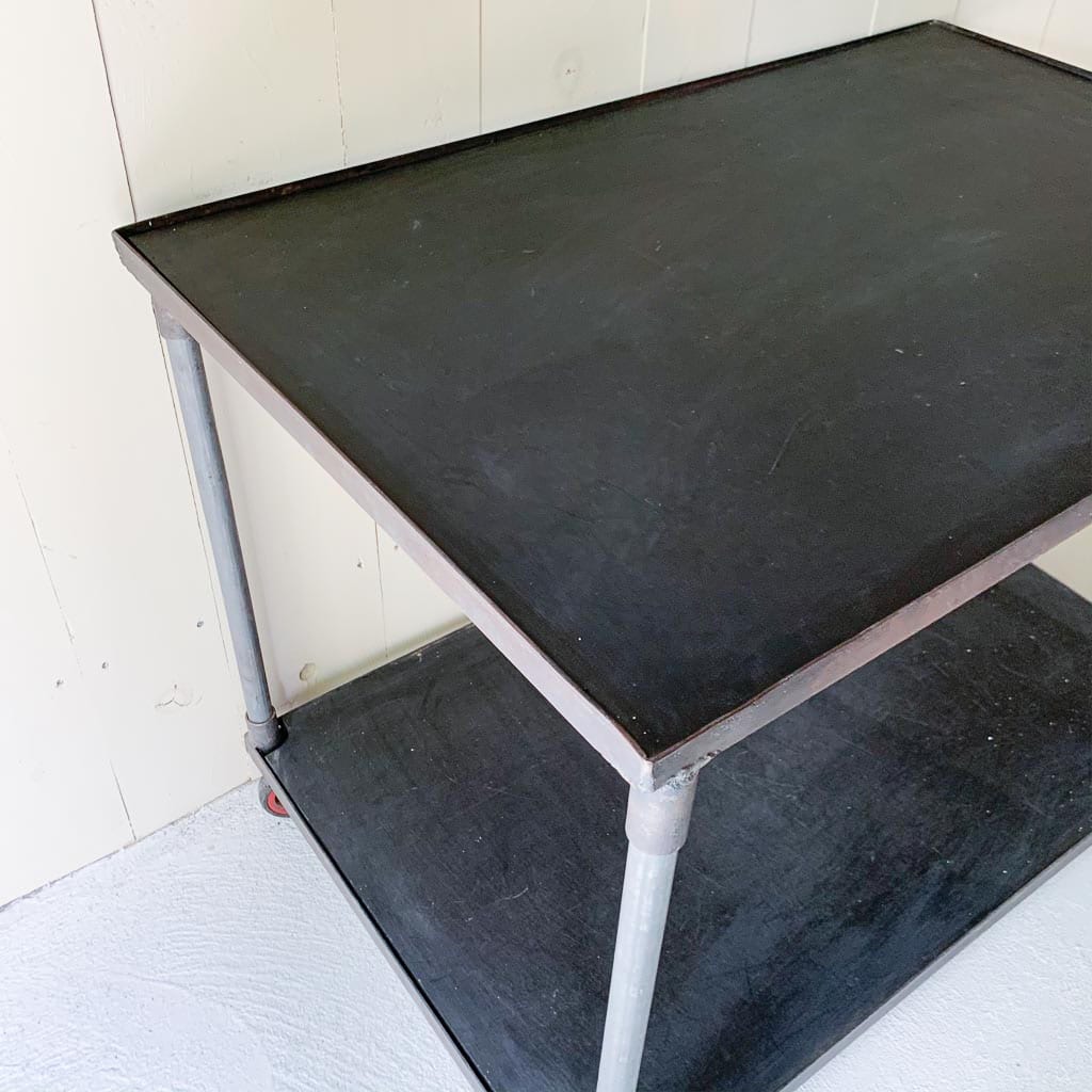 Metal rolling table