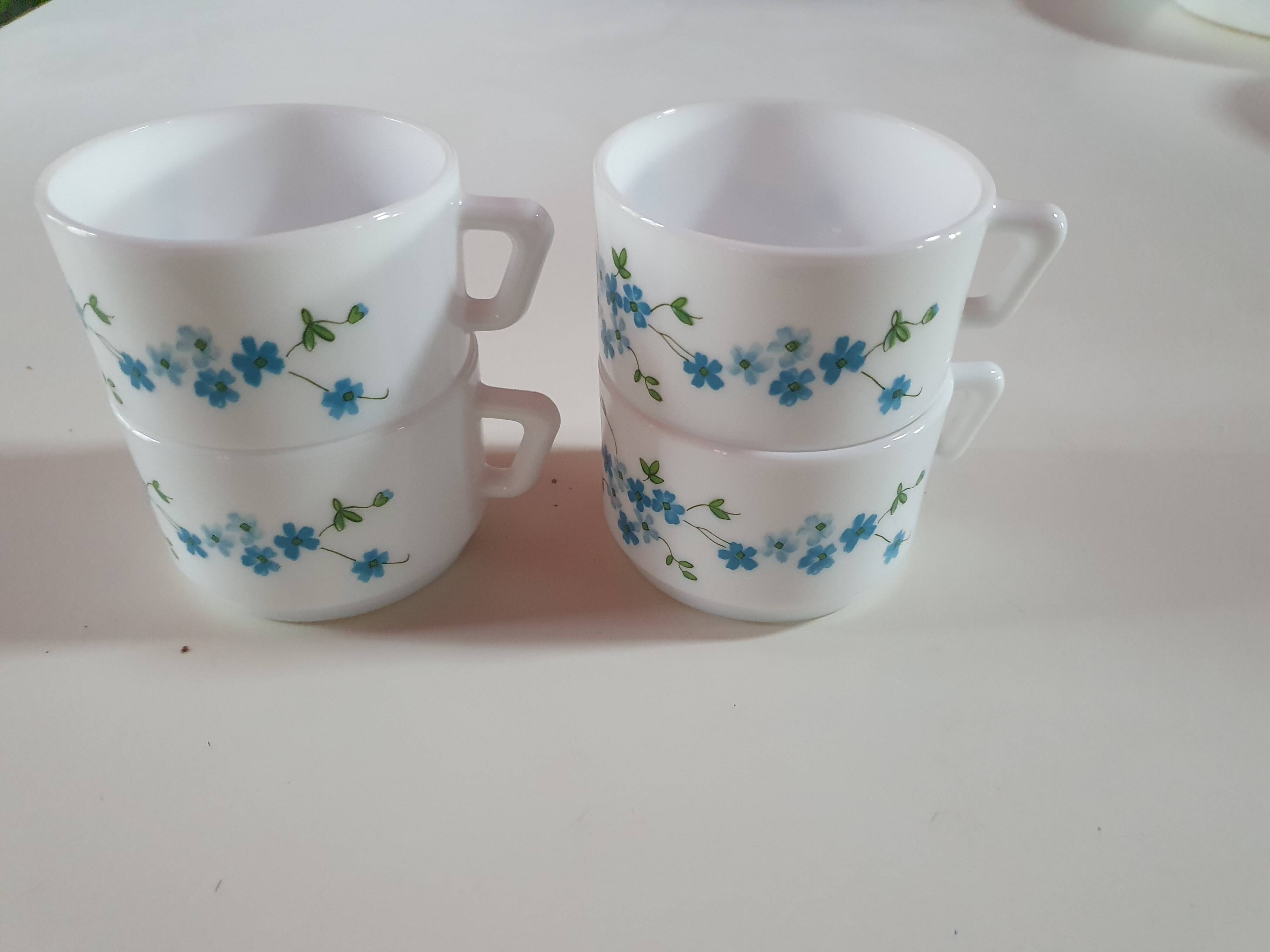 set of 4 vintage arcopal cups with small mysotis blue flowers