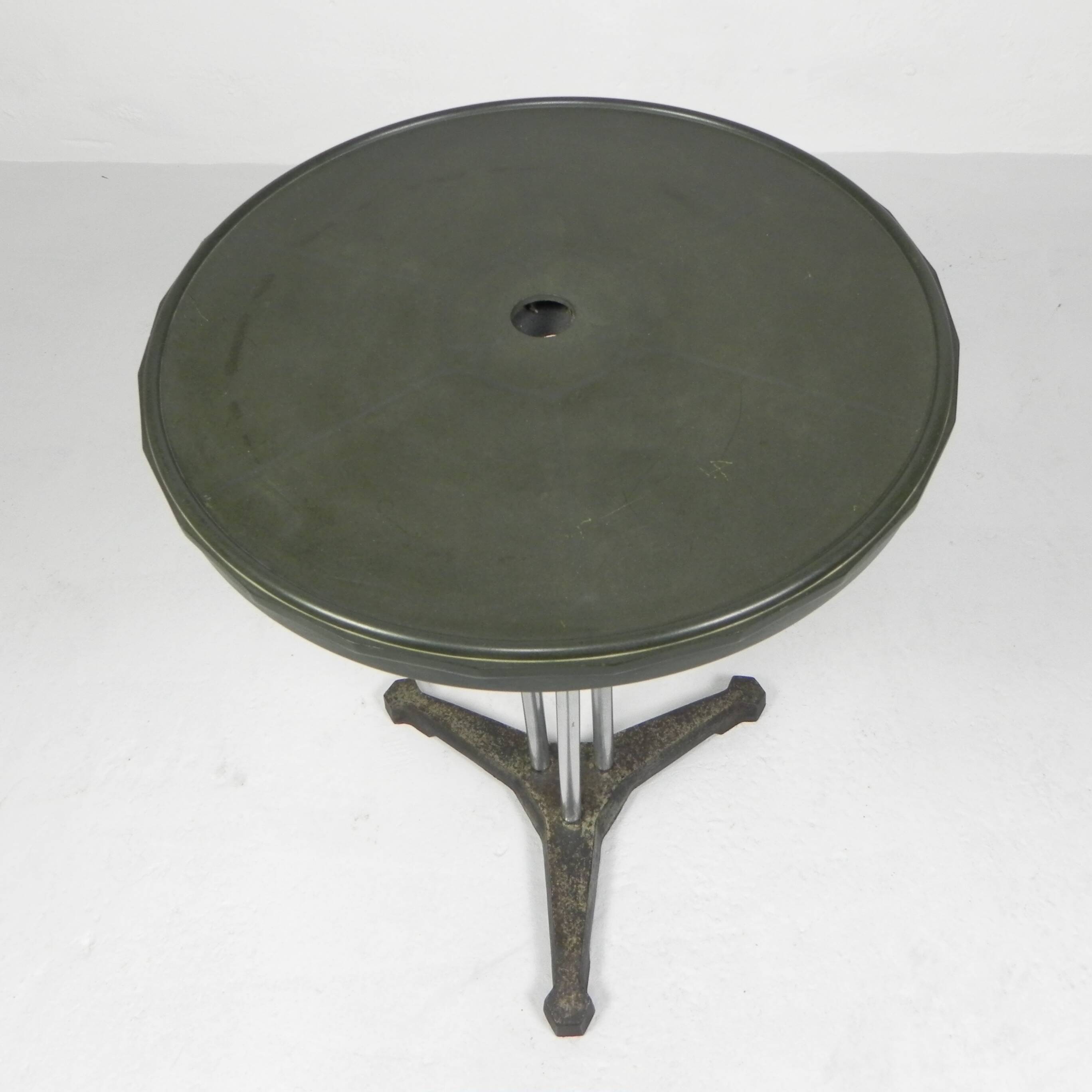 Art Deco bistro table with Bakelite top, 1930s