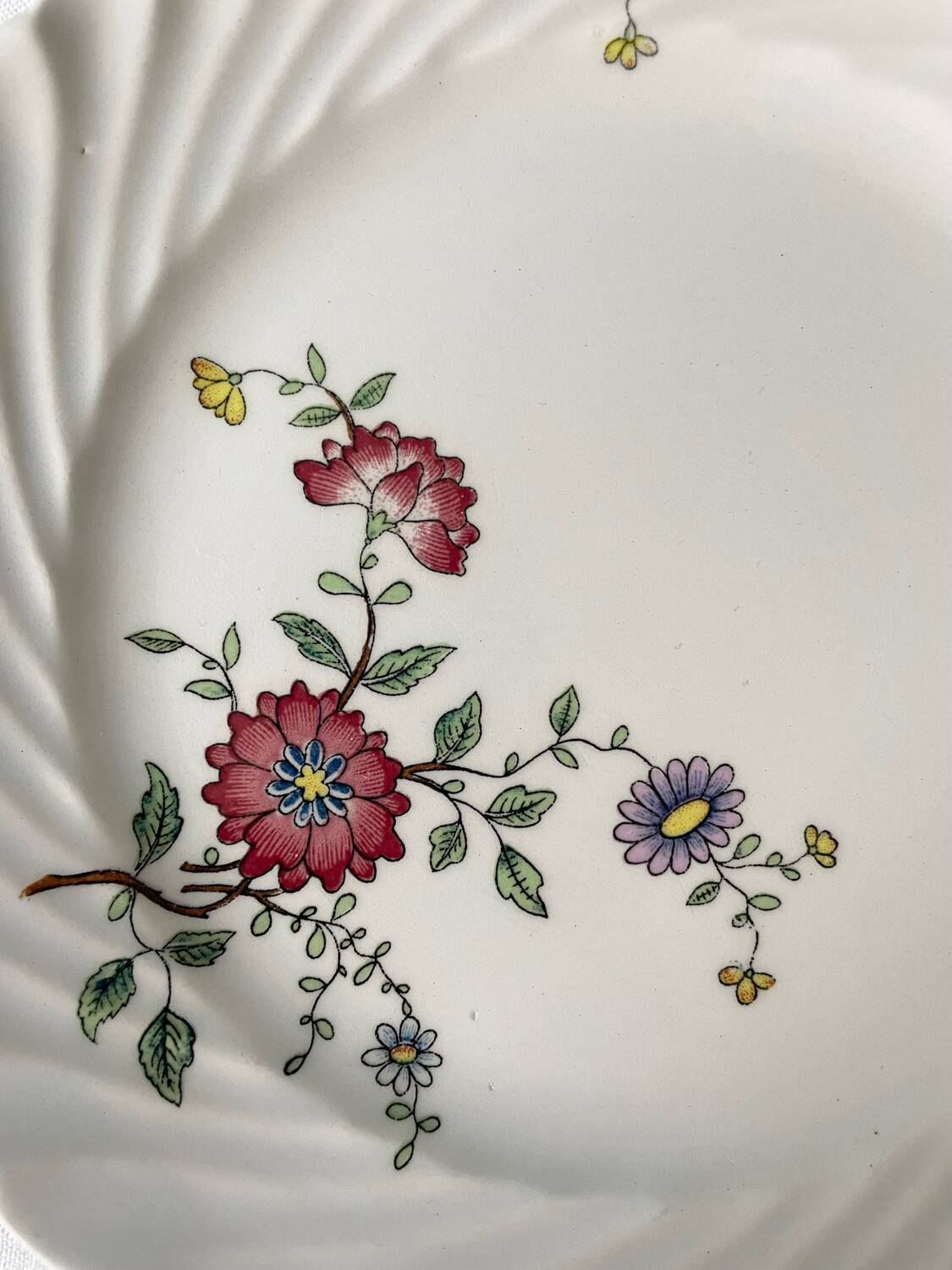 Set of 11 vintage Lunéville earthenware dessert plates