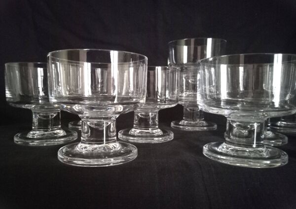 Lot de 10 coupes sur pied Art Déco en cristal