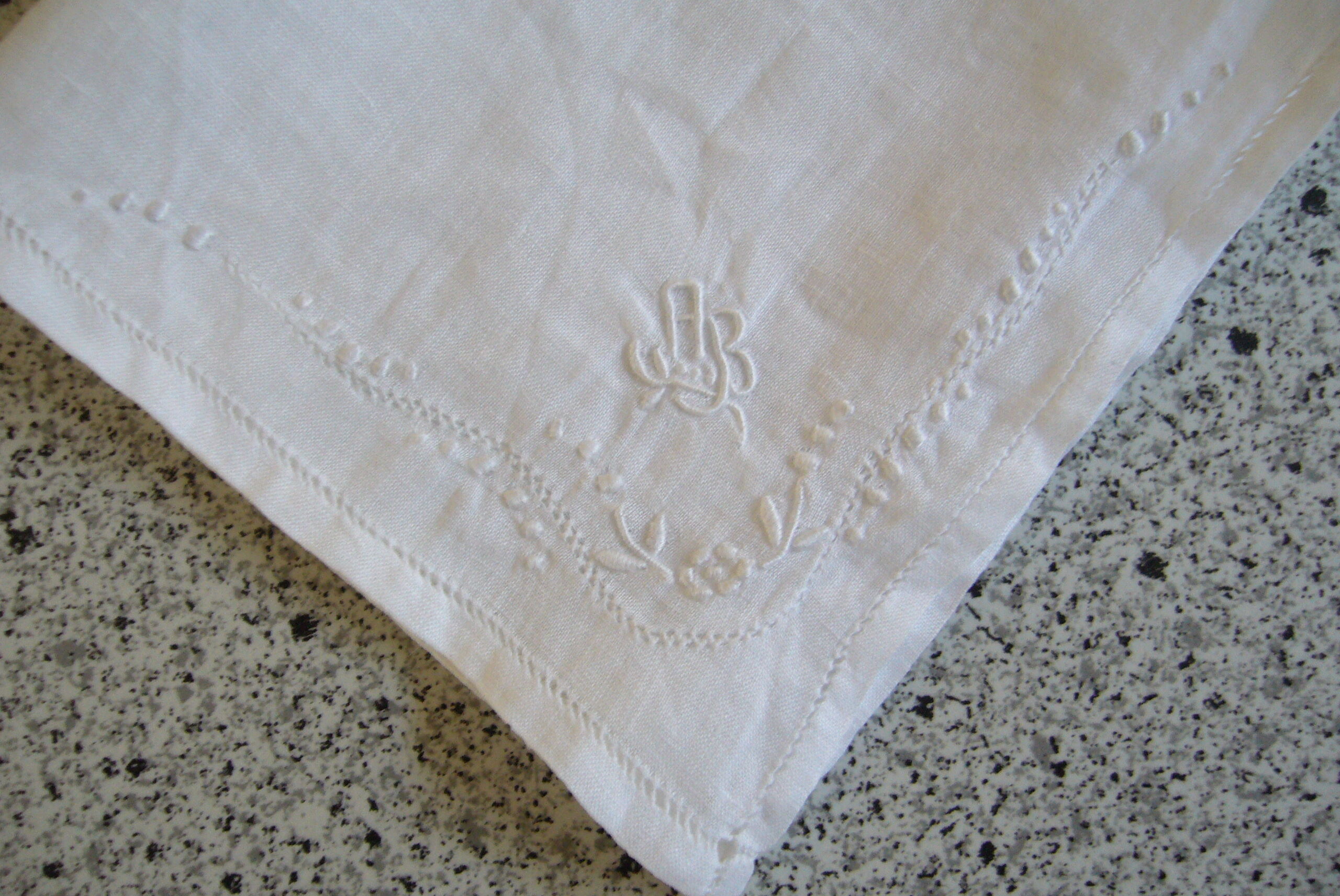 Handkerchief embroidered pouch AB