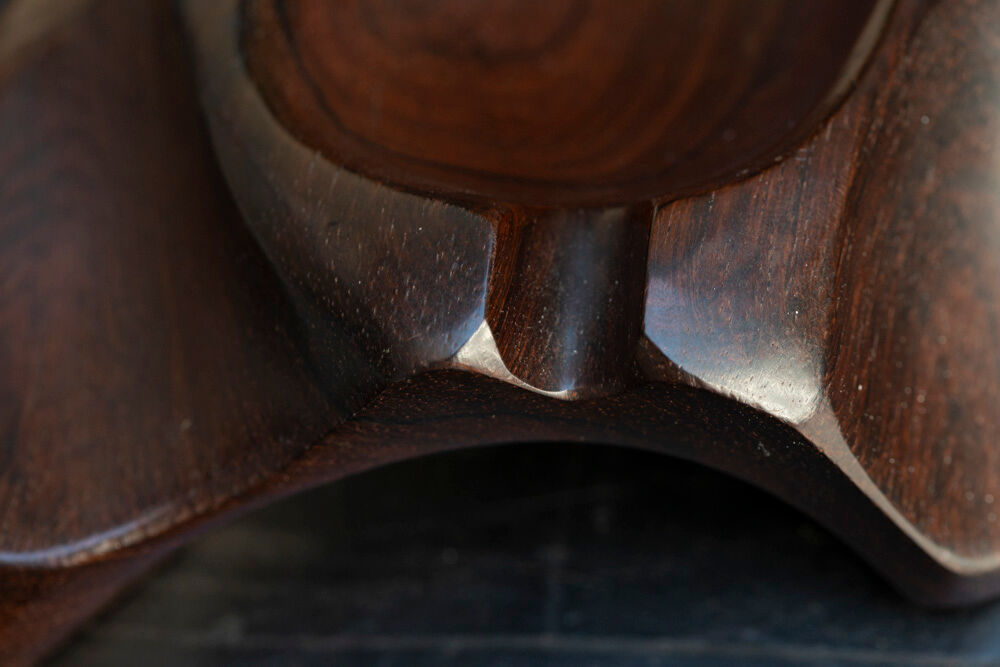 Rosewood pocket vacuum