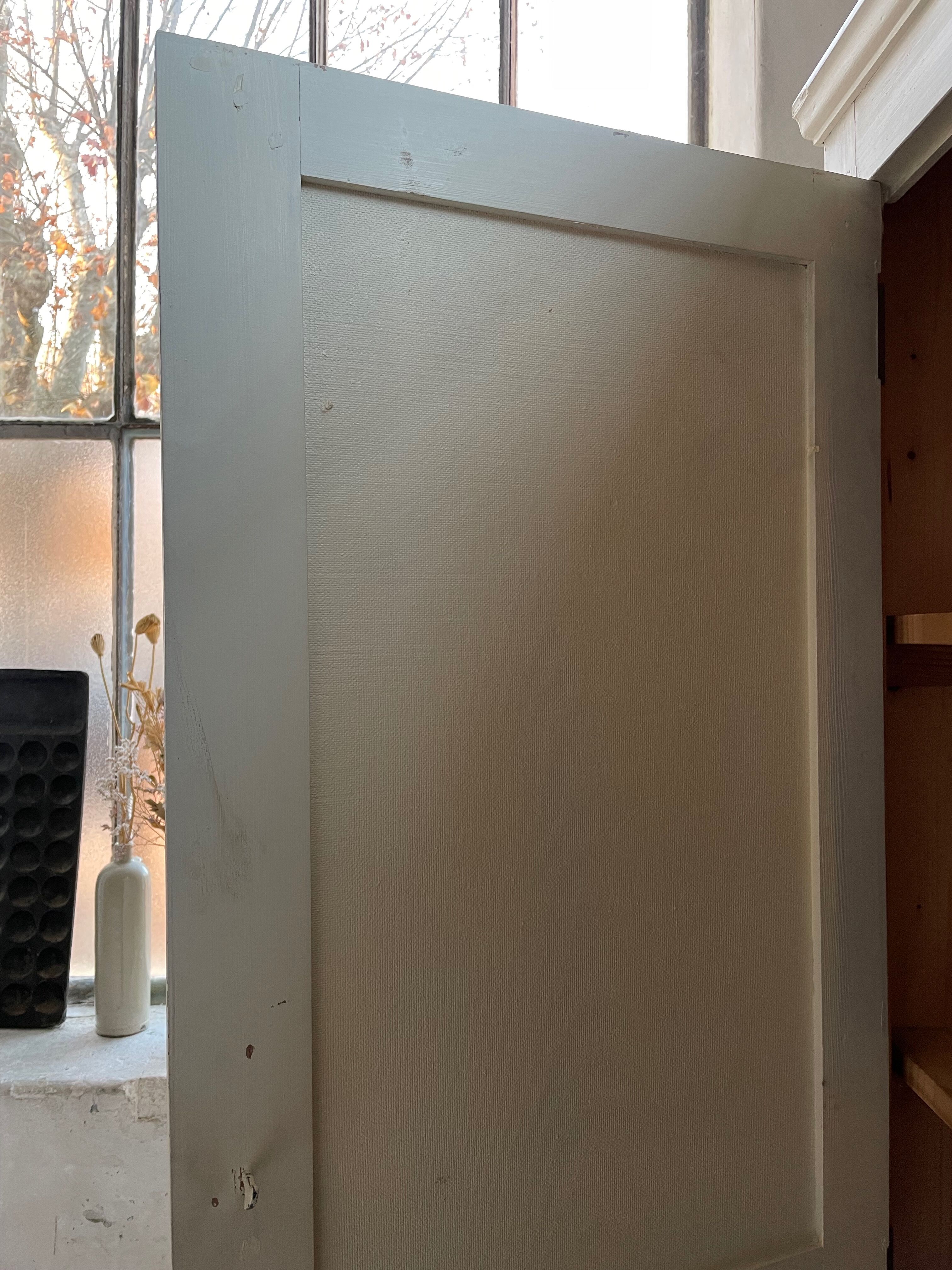 White cutter cabinet