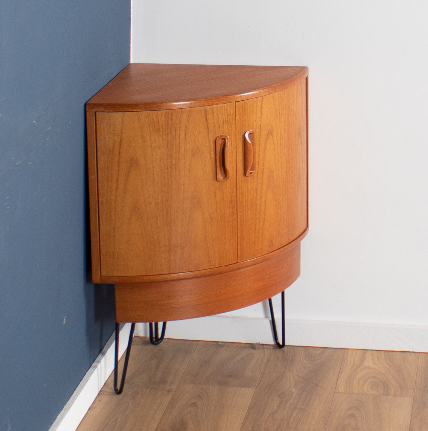 Retro teak 1960s g plan fresco corner unit bar drinks cabinet on hairpin legs