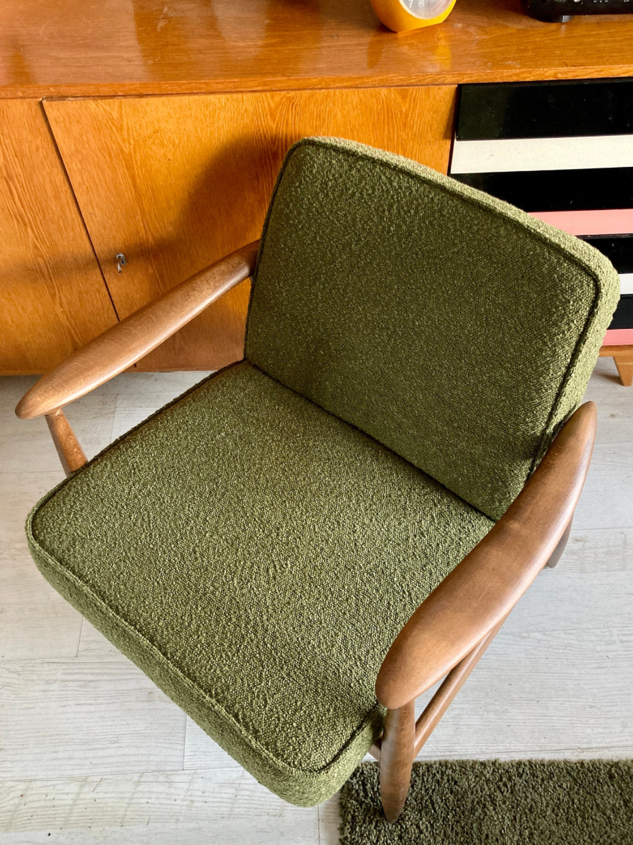 Original vintage polish chair GFM-87 designed by Juliusz Kędziorek in curled fabric