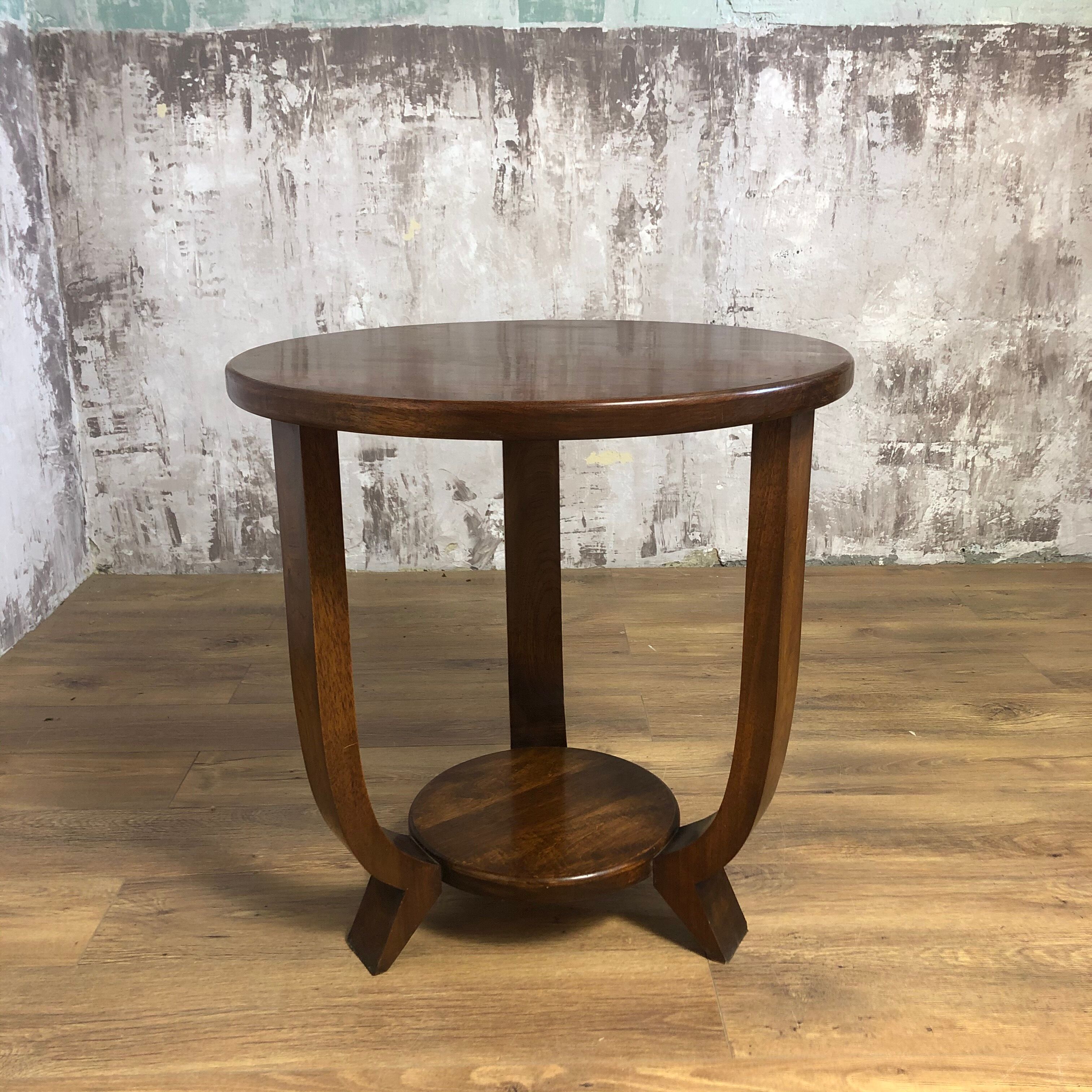 Healing tripode art deco