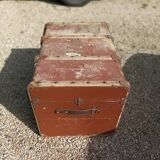 Trunk solid wood box with patinated fabrics storage
