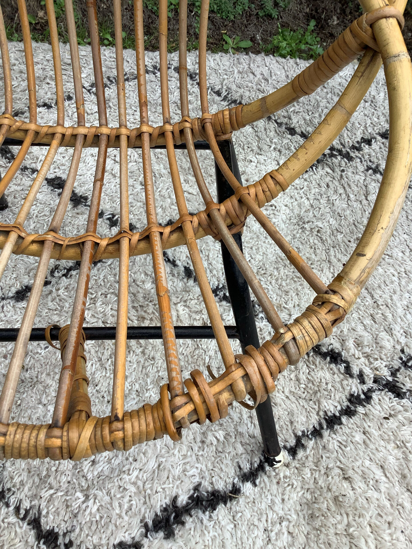 Pair of children's armchairs in rattan from the 1960s.