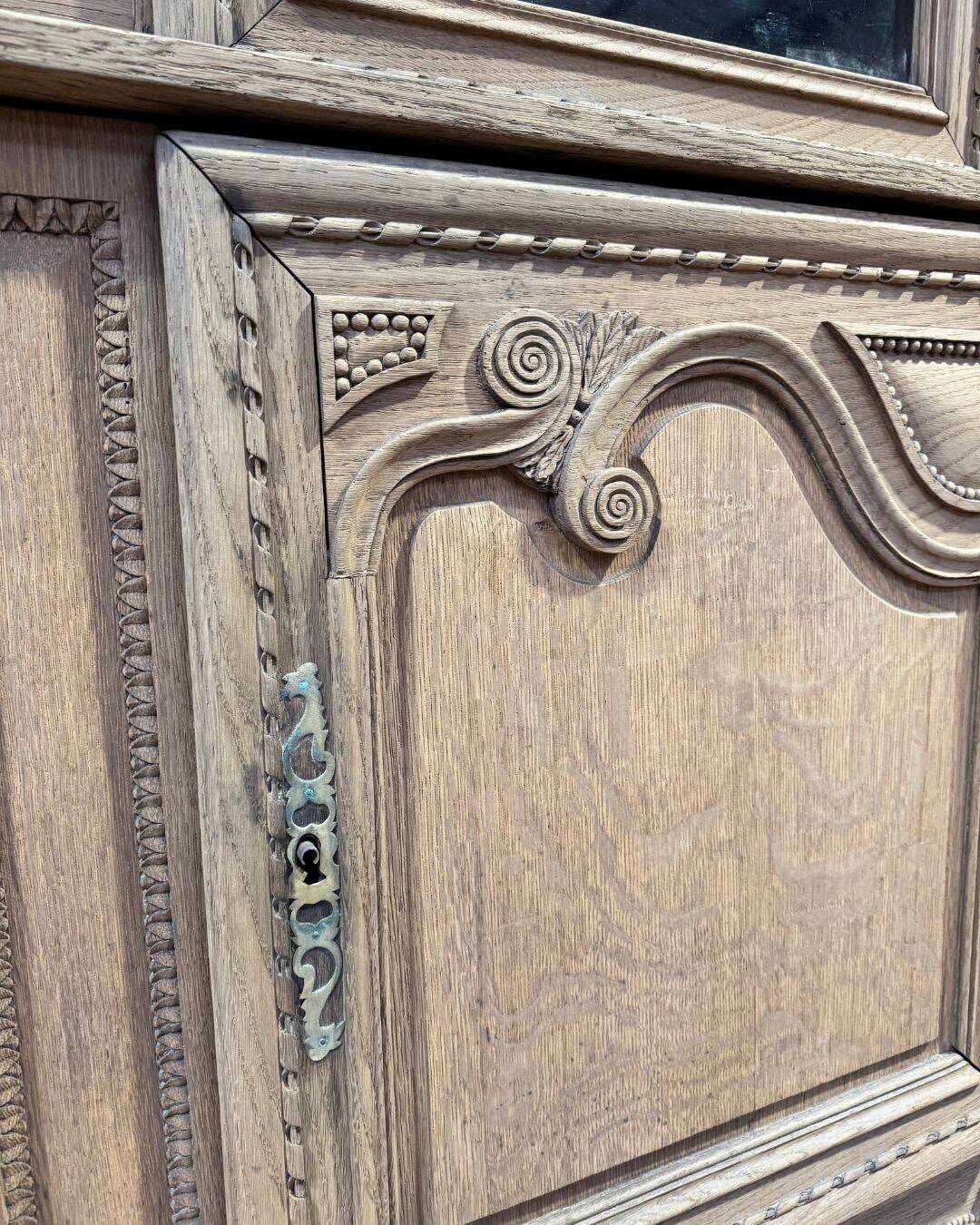 Antique sideboard from the early 19th century.