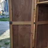 Armoire parisienne