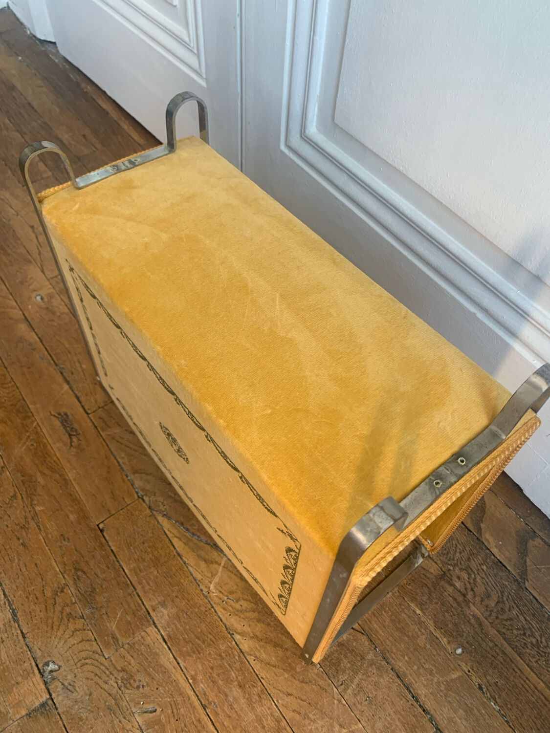 Porte revue Velours