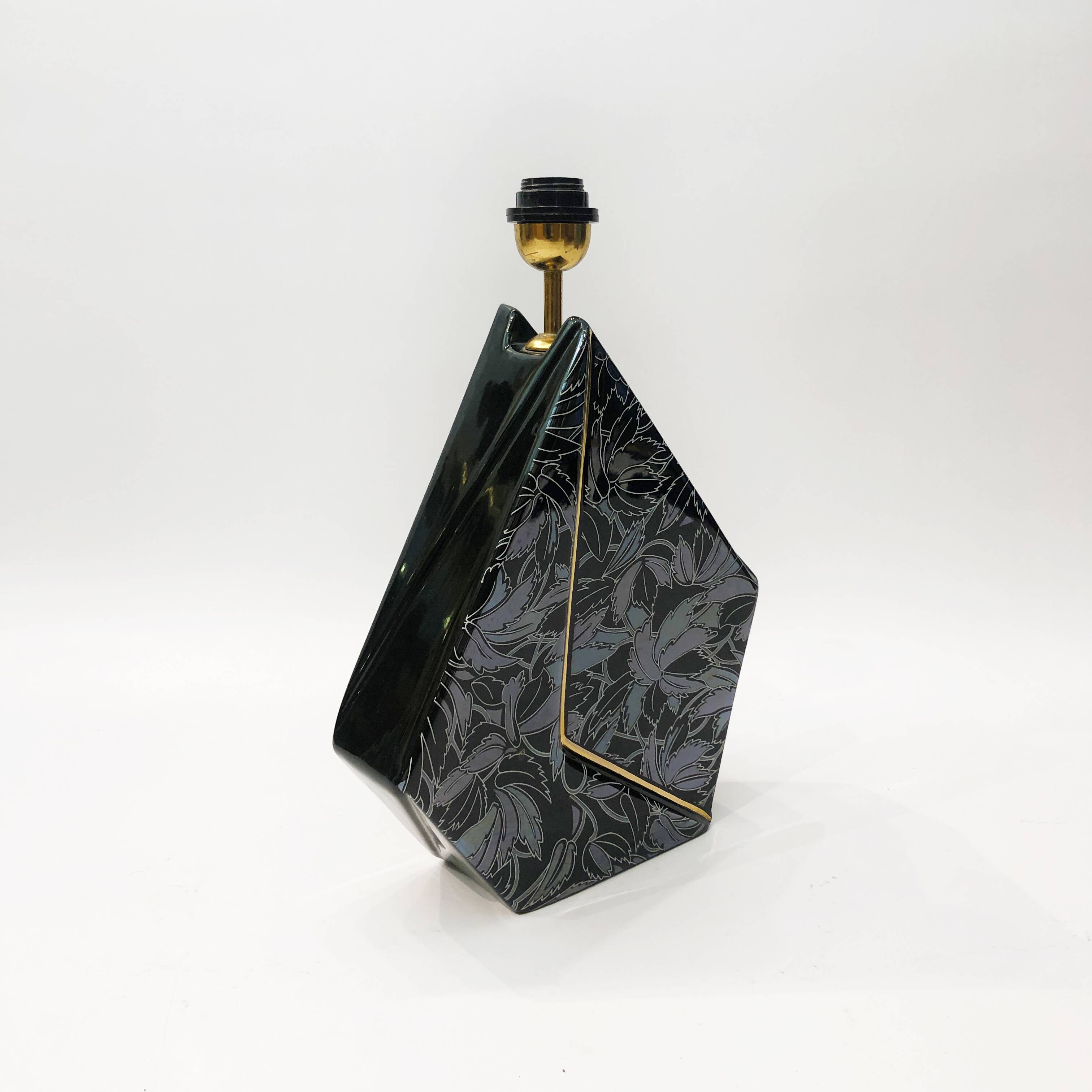 Polygonal black ceramic iridescent lamp 1980s memphis milano light table retro