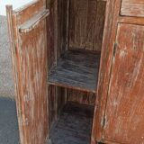 Meuble de rangement en bois ancien