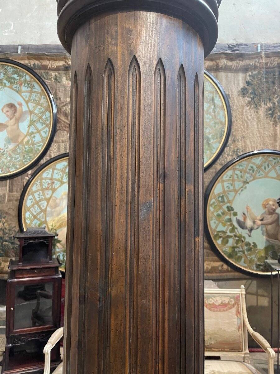 Louis XVI style column in carved wood from the late 19th century, 2.27 metres in height.