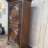 Armoire une porte / Bonnetière de style Louis XIII