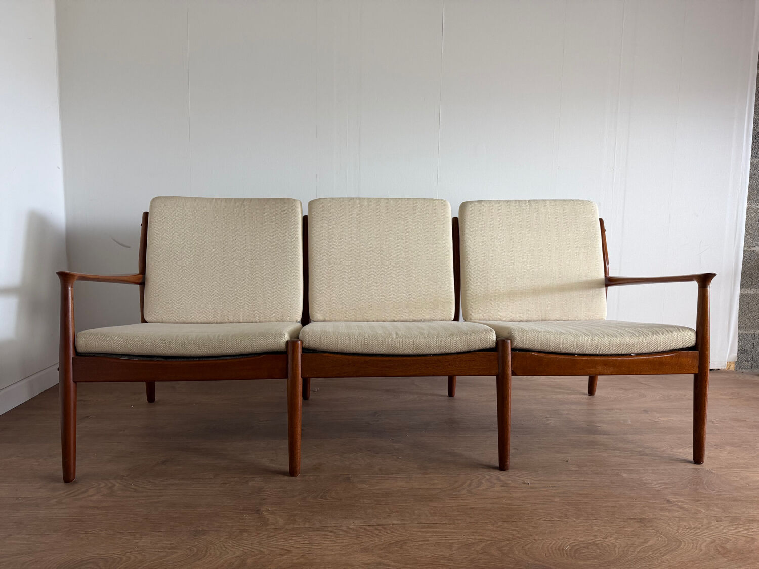 Scandinavian banquette in the style of Sven Ellekaer Eriksen from the 1960s.