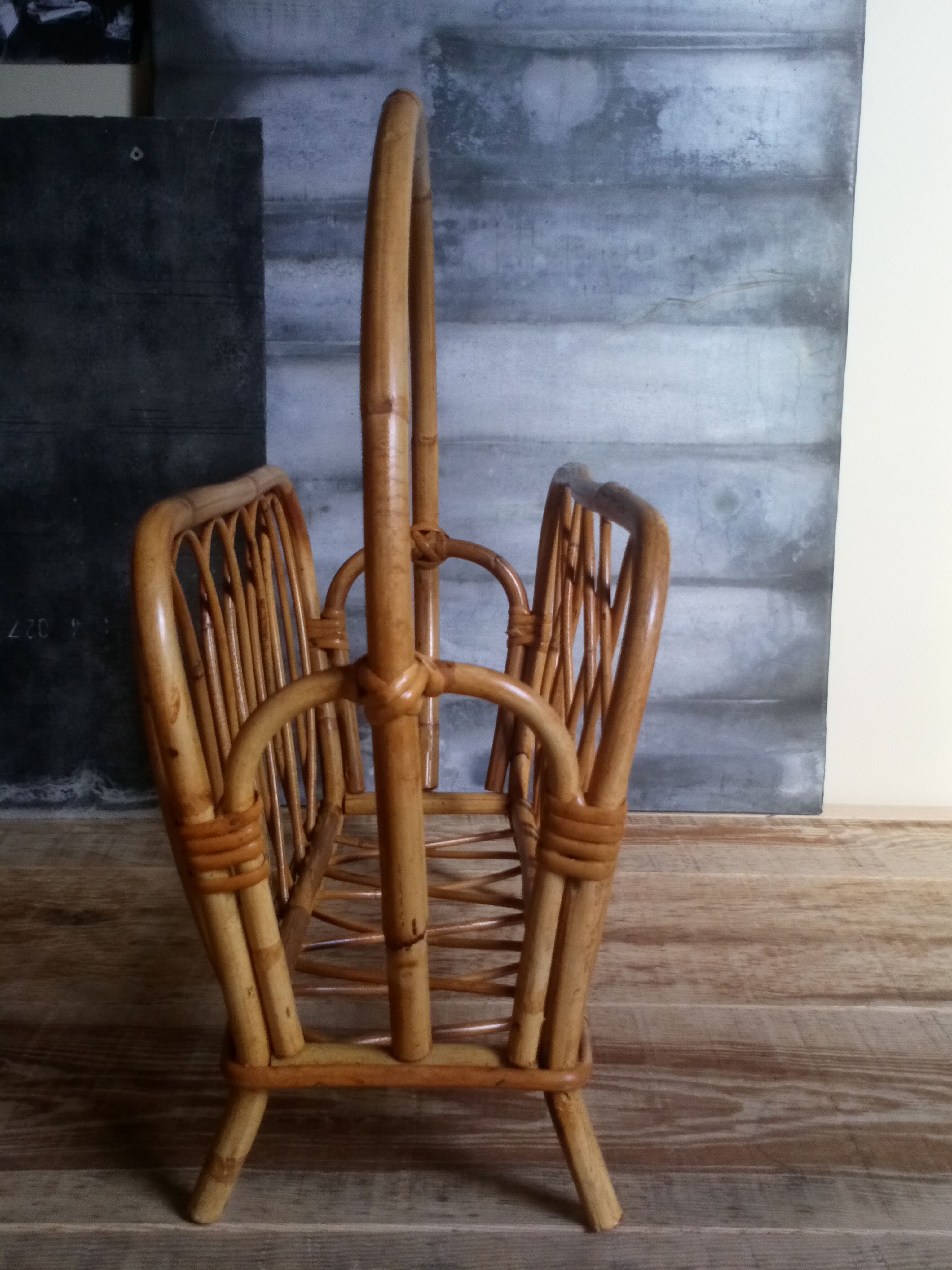 Rattan magazine holder 50s