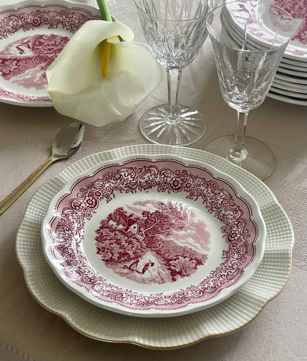 12 dessert plates Fontebasso Italy.